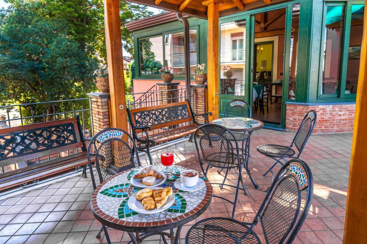 Alhambra - Guest House Di Charme جاري المظهر الخارجي الصورة